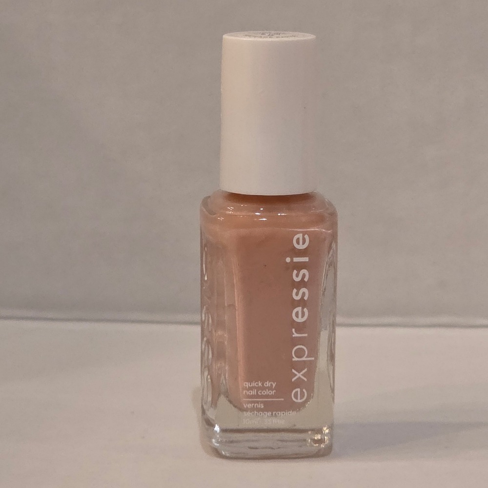 Essie Expressie Quick Dry Nail Color Crop Top & Roll 0 Peach Beige Neutral 10ml